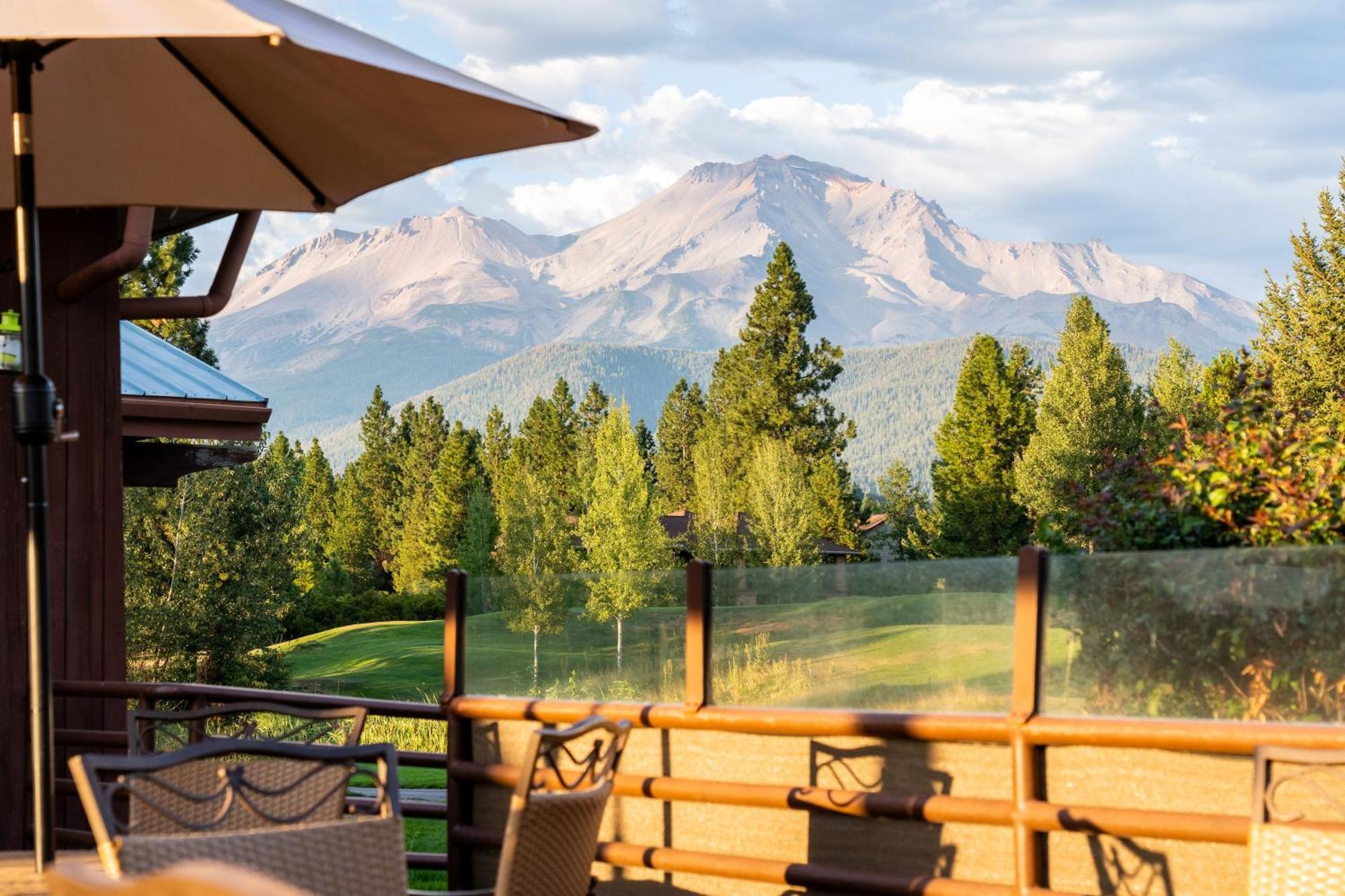 Mount Shasta Resort ภายนอก รูปภาพ